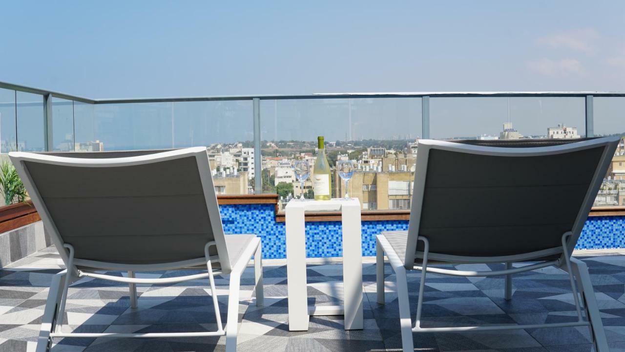 Luxury Rooftop In נתניה